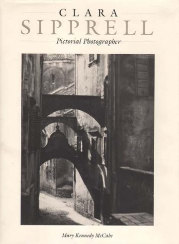 Pictorial photographer